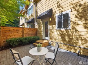 21 W Florentia Street, Seattle WA 98119