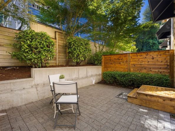 21 W Florentia Street, Seattle WA 98119