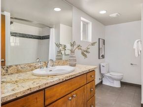 21 W Florentia Street, Seattle WA 98119