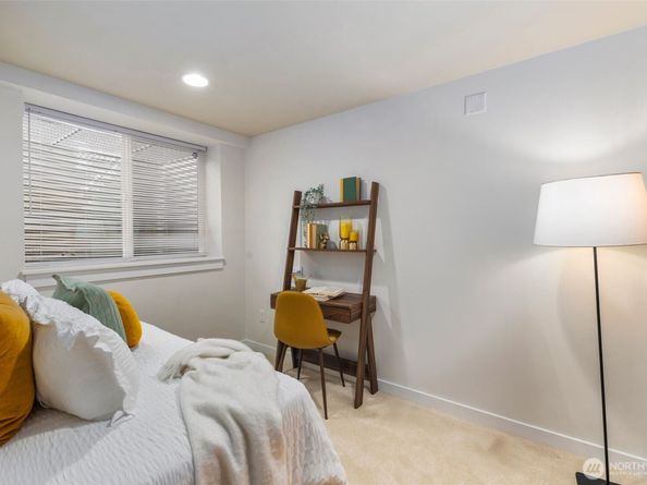 21 W Florentia Street, Seattle WA 98119