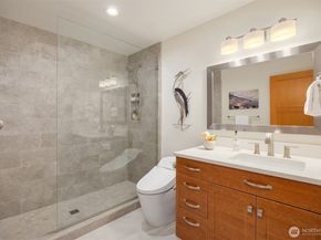 9889 NE South Beach Drive, Bainbridge Island WA 98110