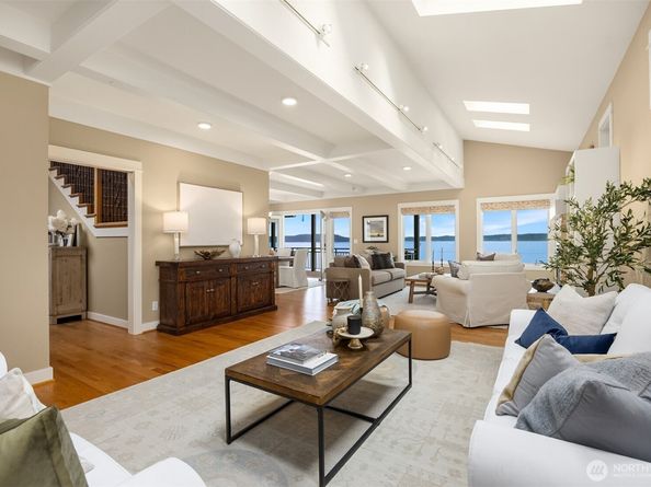9889 NE South Beach Drive, Bainbridge Island WA 98110