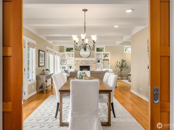 9889 NE South Beach Drive, Bainbridge Island WA 98110