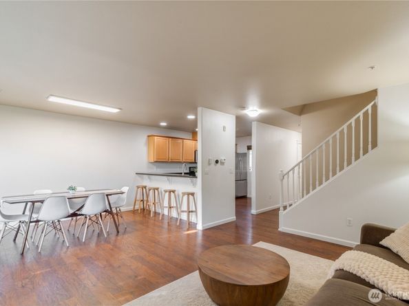 4122 214th Street SW D, Mountlake Terrace WA 98043