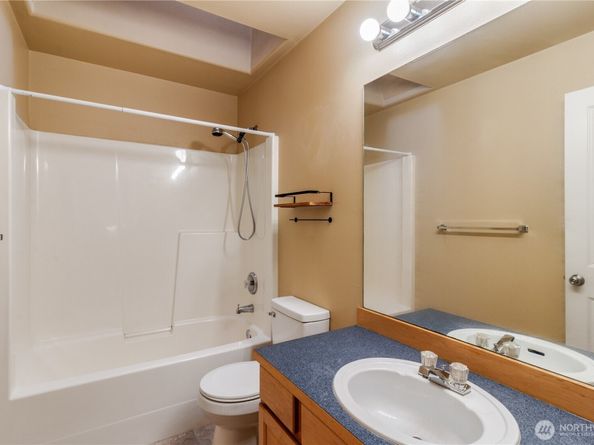 4122 214th Street SW D, Mountlake Terrace WA 98043