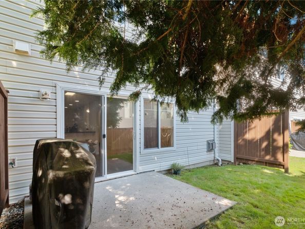 4122 214th Street SW D, Mountlake Terrace WA 98043