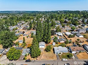 2104 S 253rd Street, Des Moines WA 98198