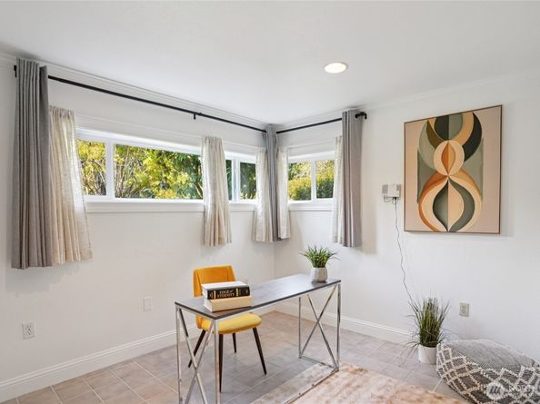 23325 97th Place W, Edmonds WA 98020