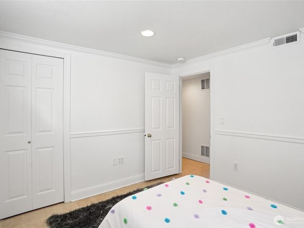 23325 97th Place W, Edmonds WA 98020