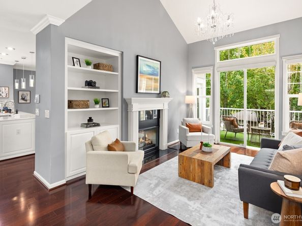 12170 NE 24th Street 211, Bellevue WA 98005