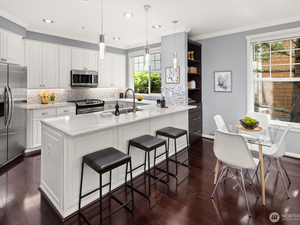 12170 NE 24th Street 211, Bellevue WA 98005