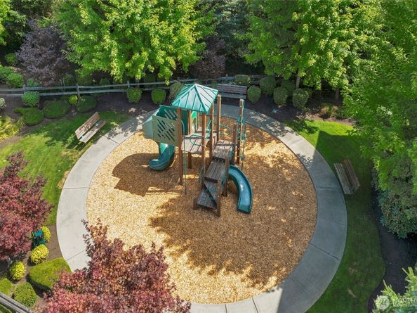 17615 NE 128th Street A, Redmond WA 98052
