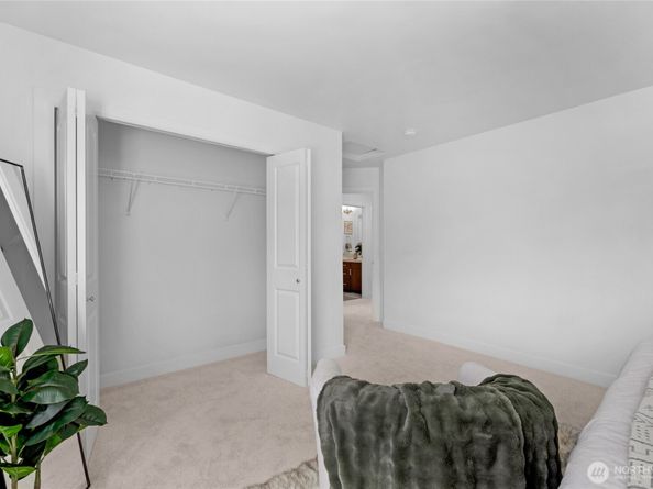 17615 NE 128th Street A, Redmond WA 98052
