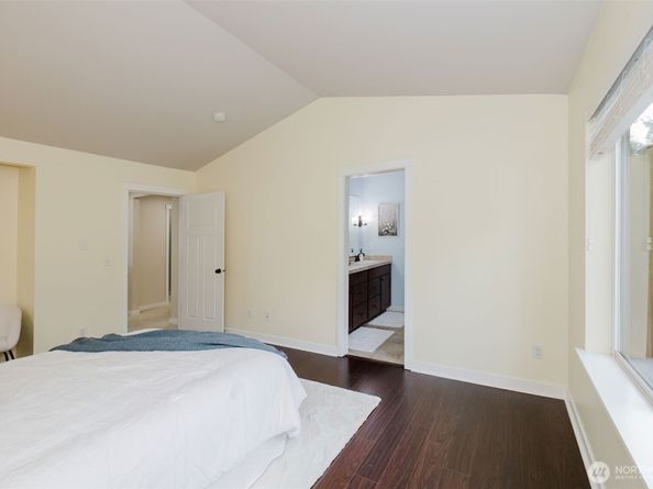 4460 NW Arriva Way, Silverdale WA 98383