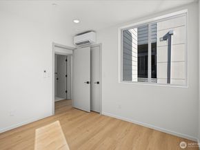 918 28th Avenue S F, Seattle WA 98144
