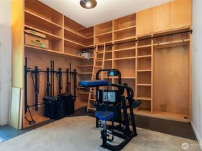 4660 NE 89th Street, Seattle WA 98115