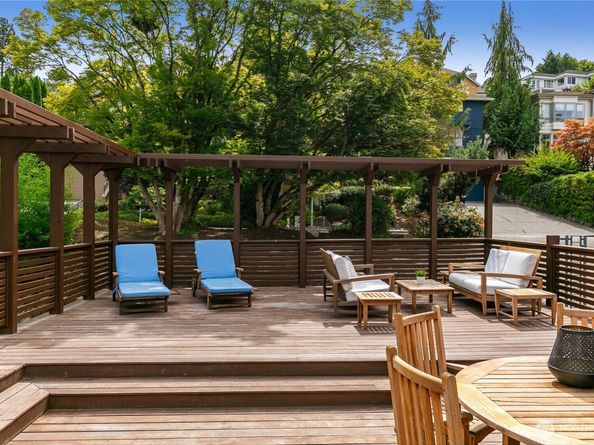 4660 NE 89th Street, Seattle WA 98115
