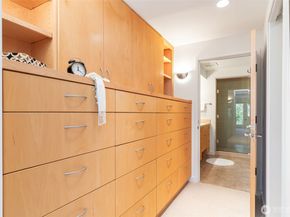 4660 NE 89th Street, Seattle WA 98115