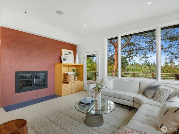 4660 NE 89th Street, Seattle WA 98115