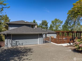 4660 NE 89th Street