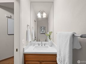 20322 102nd Avenue SE, Kent WA 98031