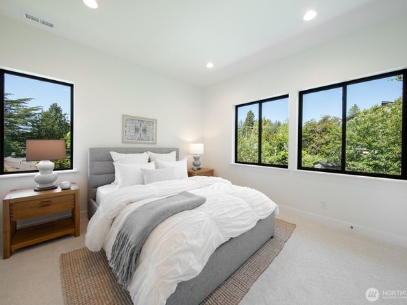 4338 NE 58th Street, Seattle WA 98105