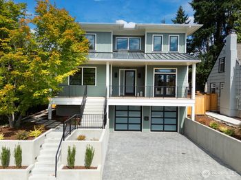 4338 NE 58th Street