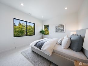 4338 NE 58th Street, Seattle WA 98105