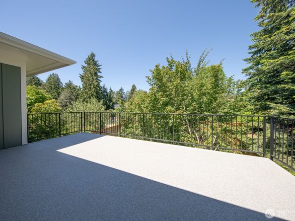 4338 NE 58th Street, Seattle WA 98105