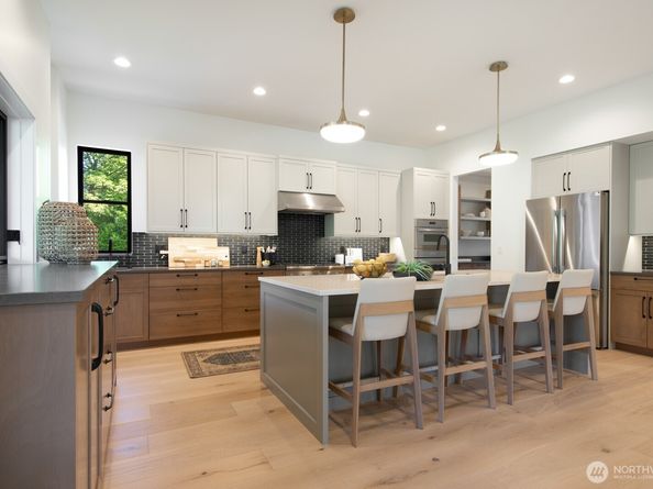 4338 NE 58th Street, Seattle WA 98105