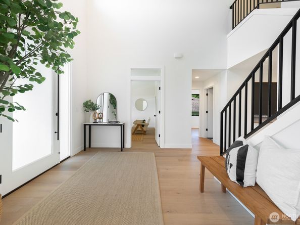 4338 NE 58th Street, Seattle WA 98105