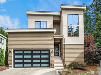 8015 NE 116th Place