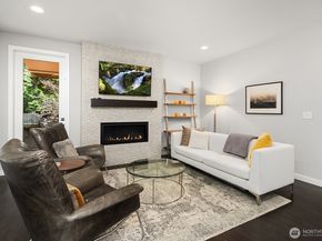 8015 NE 116th Place, Kirkland WA 98034
