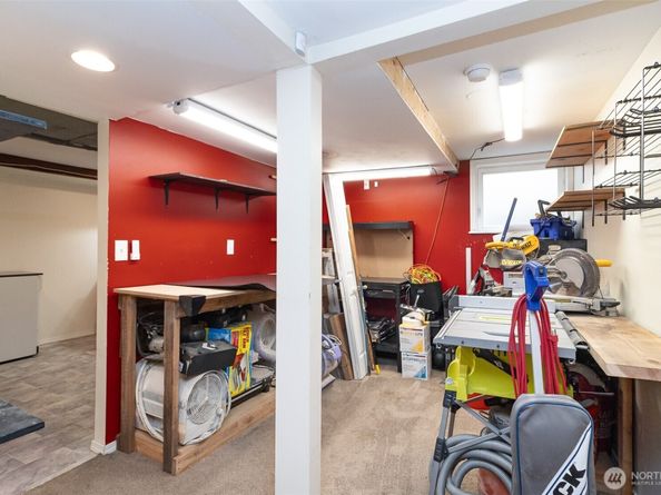 3503 Rockefeller Avenue, Everett WA 98201
