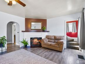3503 Rockefeller Avenue, Everett WA 98201