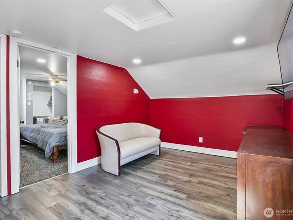 3503 Rockefeller Avenue, Everett WA 98201