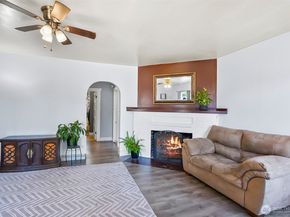3503 Rockefeller Avenue, Everett WA 98201