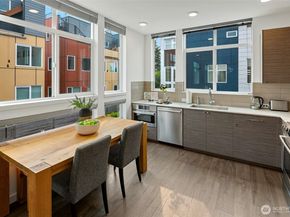 3531 Wallingford Avenue N, Seattle WA 98103