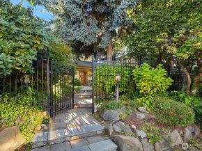 2009 30th Avenue W, Seattle WA 98199