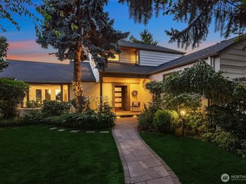 2009 30th Avenue W