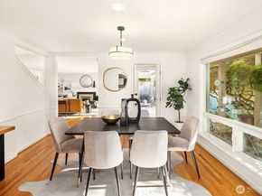 2009 30th Avenue W, Seattle WA 98199