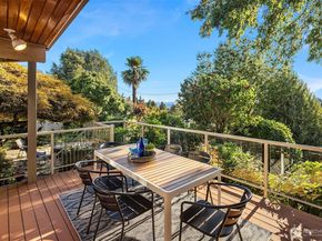 2009 30th Avenue W, Seattle WA 98199