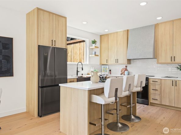 1807 SW Elmgrove Street, Seattle WA 98106