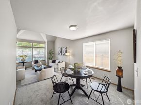 1964 SW 352nd Street, Federal Way WA 98023