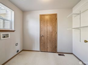 1964 SW 352nd Street, Federal Way WA 98023
