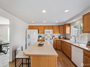 1964 SW 352nd Street, Federal Way WA 98023