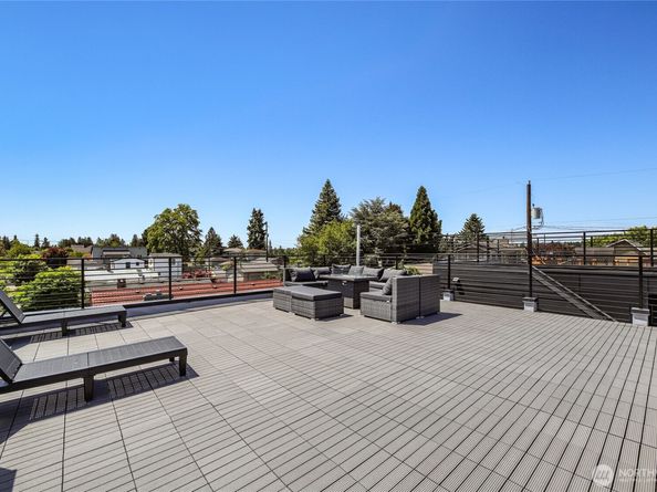 8105 18th Avenue SW, Seattle WA 98106