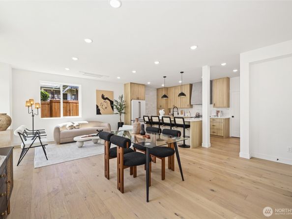 8105 18th Avenue SW, Seattle WA 98106