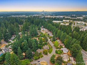 16217 NE 29th Street, Bellevue WA 98008