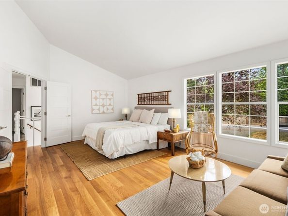 16217 NE 29th Street, Bellevue WA 98008